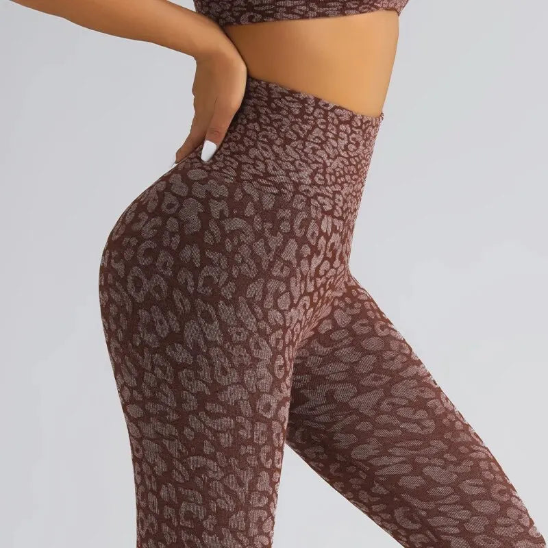 Legginsy w panterkę