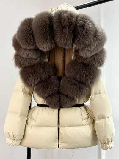 Cindy Winter Luxe: Kurtka puchowa z kapturem