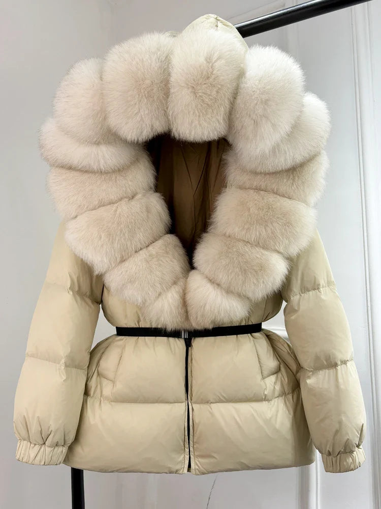 Cindy Winter Luxe: Kurtka puchowa z kapturem