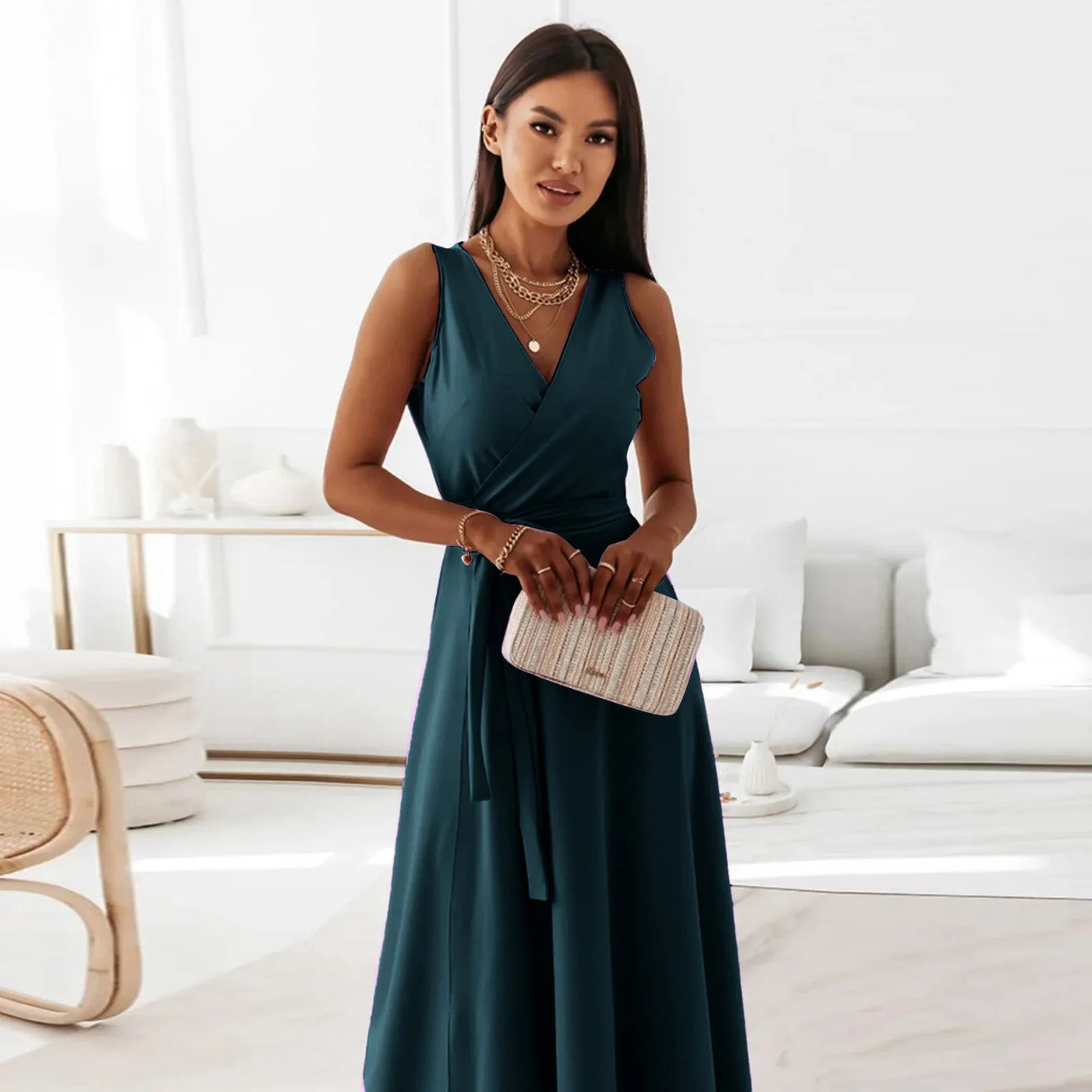 Elegancka Sukienka Maxi z Kopertowym Dekoltem