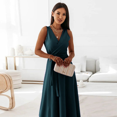 Elegancka Sukienka Maxi z Kopertowym Dekoltem