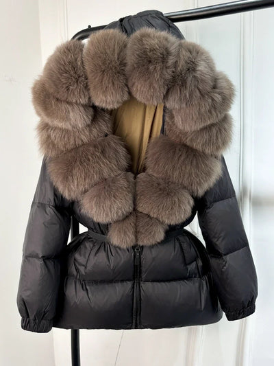 Cindy Winter Luxe: Kurtka puchowa z kapturem