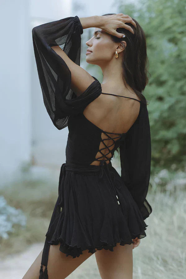 Letnia sukienka na ramiączkach Alessandra™: elegancja i wygoda na słoneczne dni!