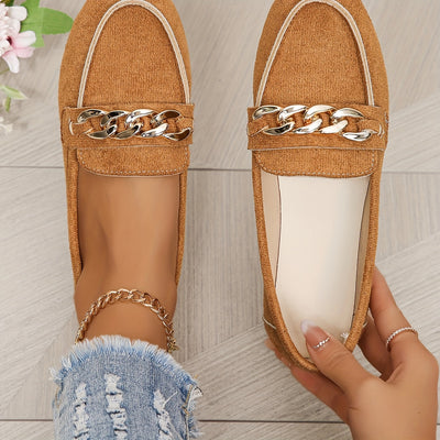 Ponadgabarytowy loafers dla kobiet z metalicznym łańcuszkiem