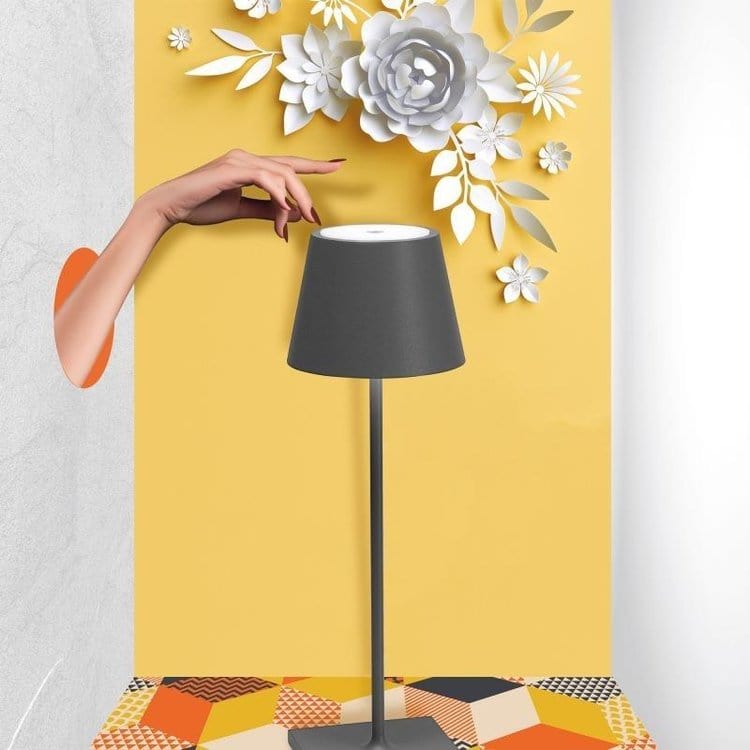 Lampa LED Alexa | Minimalistyczna wodoodporna lampa stołowa