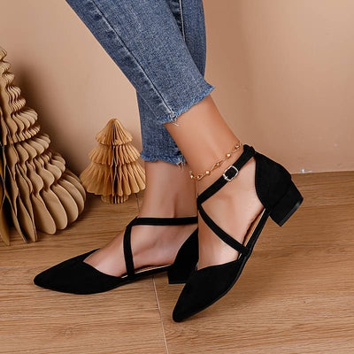 Lorie - Modne płaskie buty damskie w jednokolorowym designie