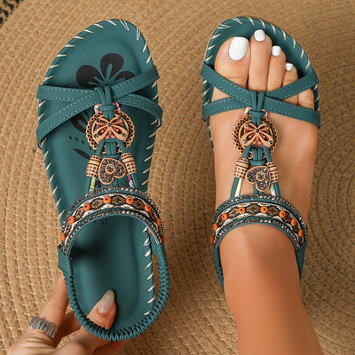 Ręcznie robione sandały w stylu boho z elastycznym paskiem na kostce