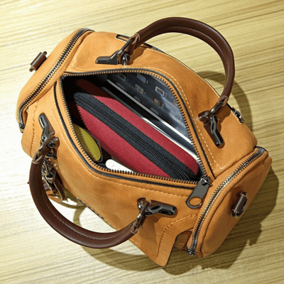 Barbara - Urocza i wszechstronna torebka crossbody