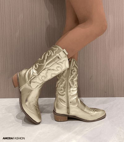 Haftowane krowie buty za kolano