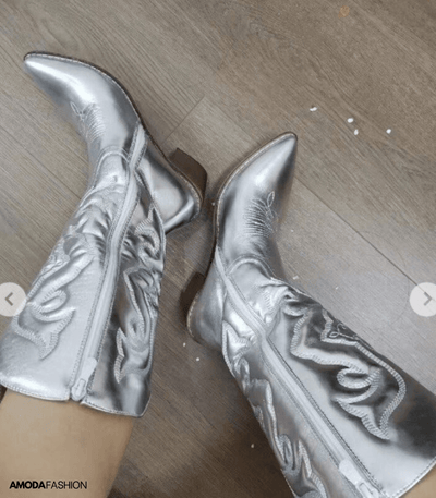 Haftowane krowie buty za kolano