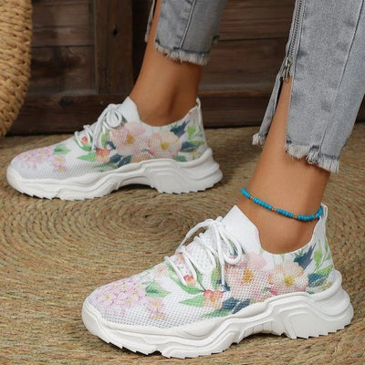 Grissel - Oddychające buty na płaskiej podeszwie z siateczką w kwiatowy wzór