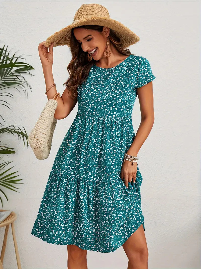 Letnia sukienka w kwiaty z krótkim rękawem w stylu vintage