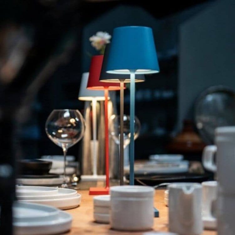 Lampa LED Alexa | Minimalistyczna wodoodporna lampa stołowa