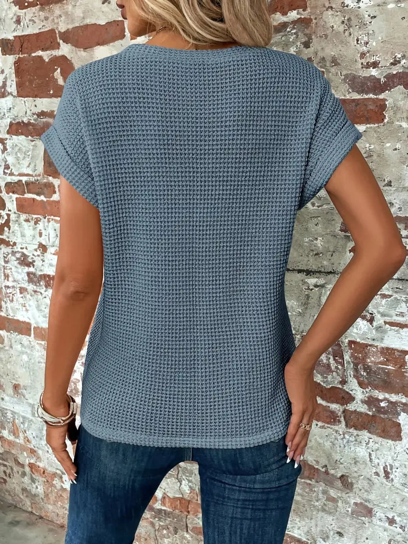Waflowa dzianina Batwing Soft Light Blue Top ze skręconym dołem