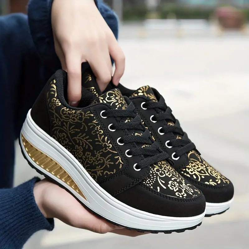 Leichte florale Schnürschuhe