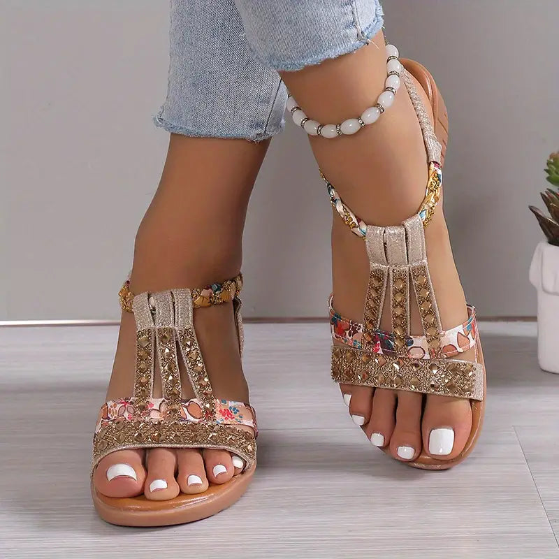 Nille - Boho Glam Plecione sandały na koturnie ze strasami