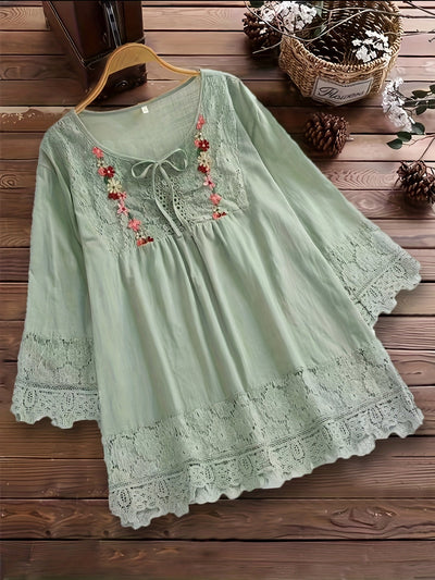 Rozmiary bluzki damskiej - Elegancka, z koronką i krótkim rękawem
