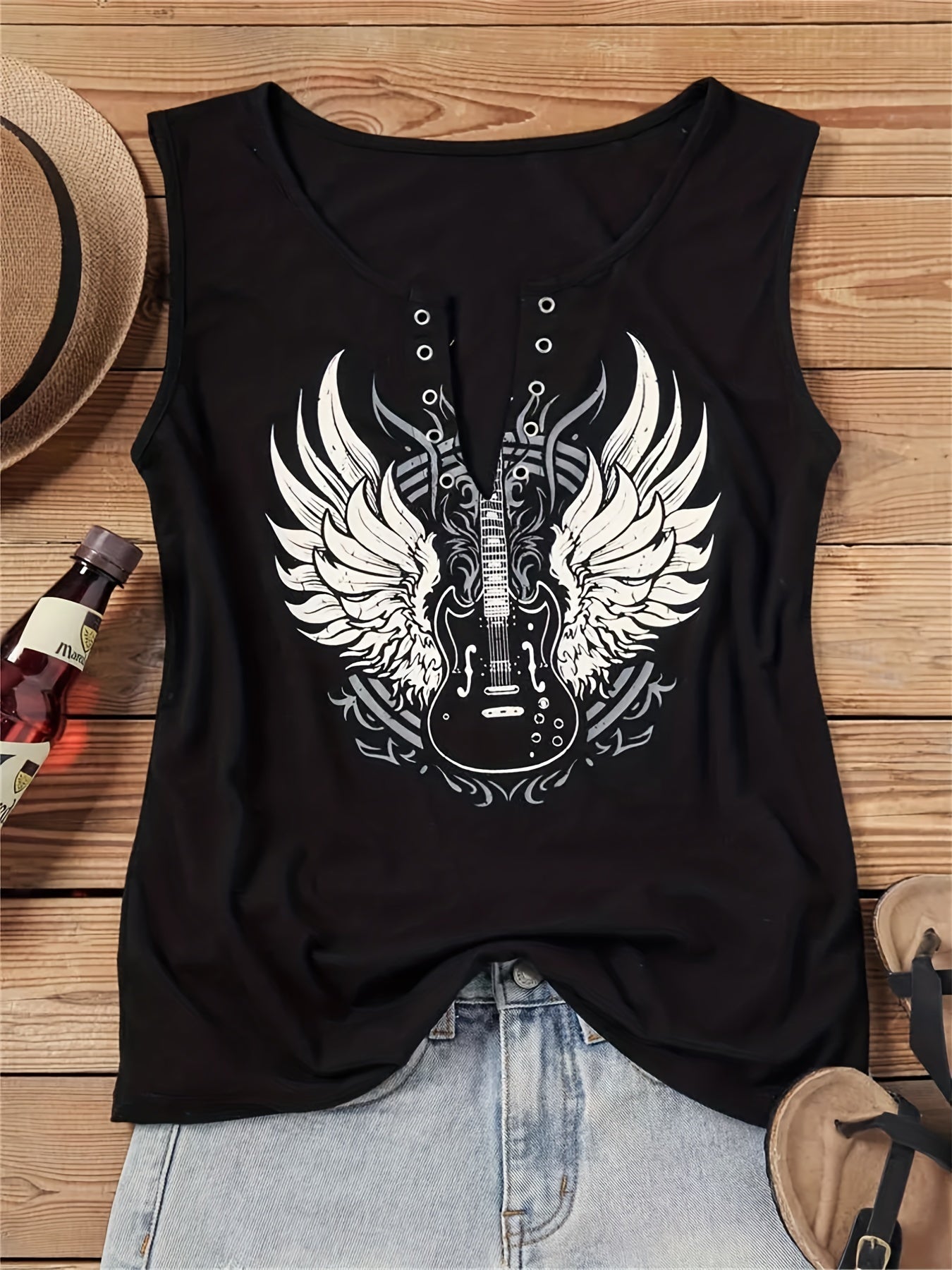 Damski tank top Guitar & Wings z dekoltem w kształcie litery V – letni top bez rękawów