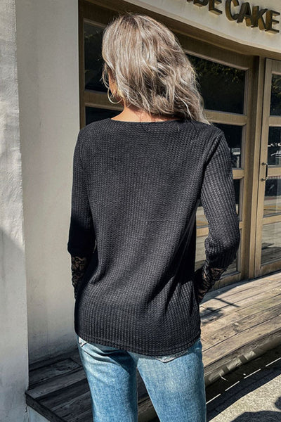 Top w stylu Belle z motywem koronki