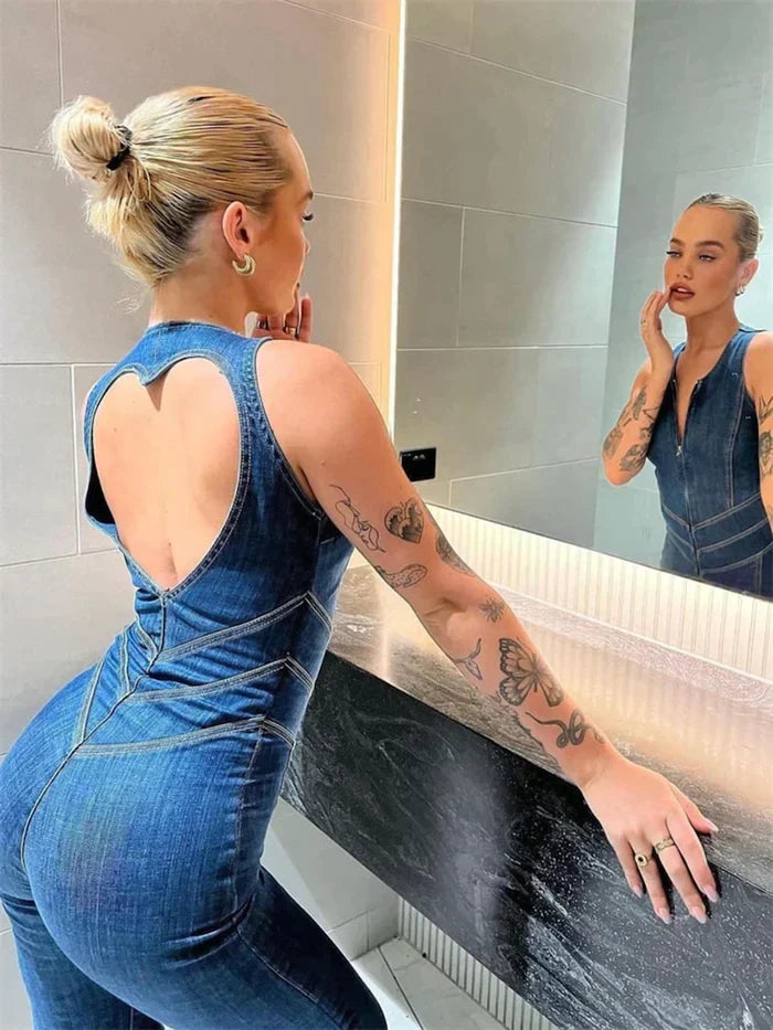 Gia Kombinezon Damski – Zmysłowy Bodycon z Odkrytymi Plecami i Dekoltem w Kształcie Serca