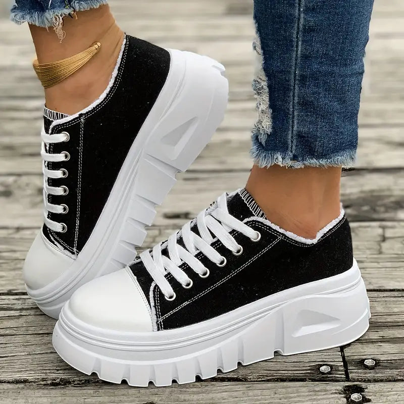 Proste wygodne buty w różnych kolorach