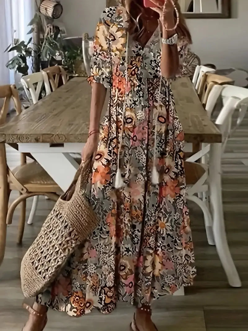 Charm - Ikat Dream Boho Sukienka z falbaną i dekoltem w szpic, w eleganckim stylu
