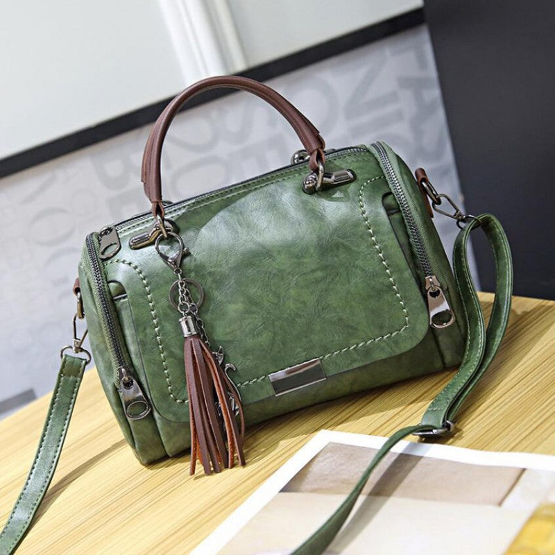 Barbara - Urocza i wszechstronna torebka crossbody