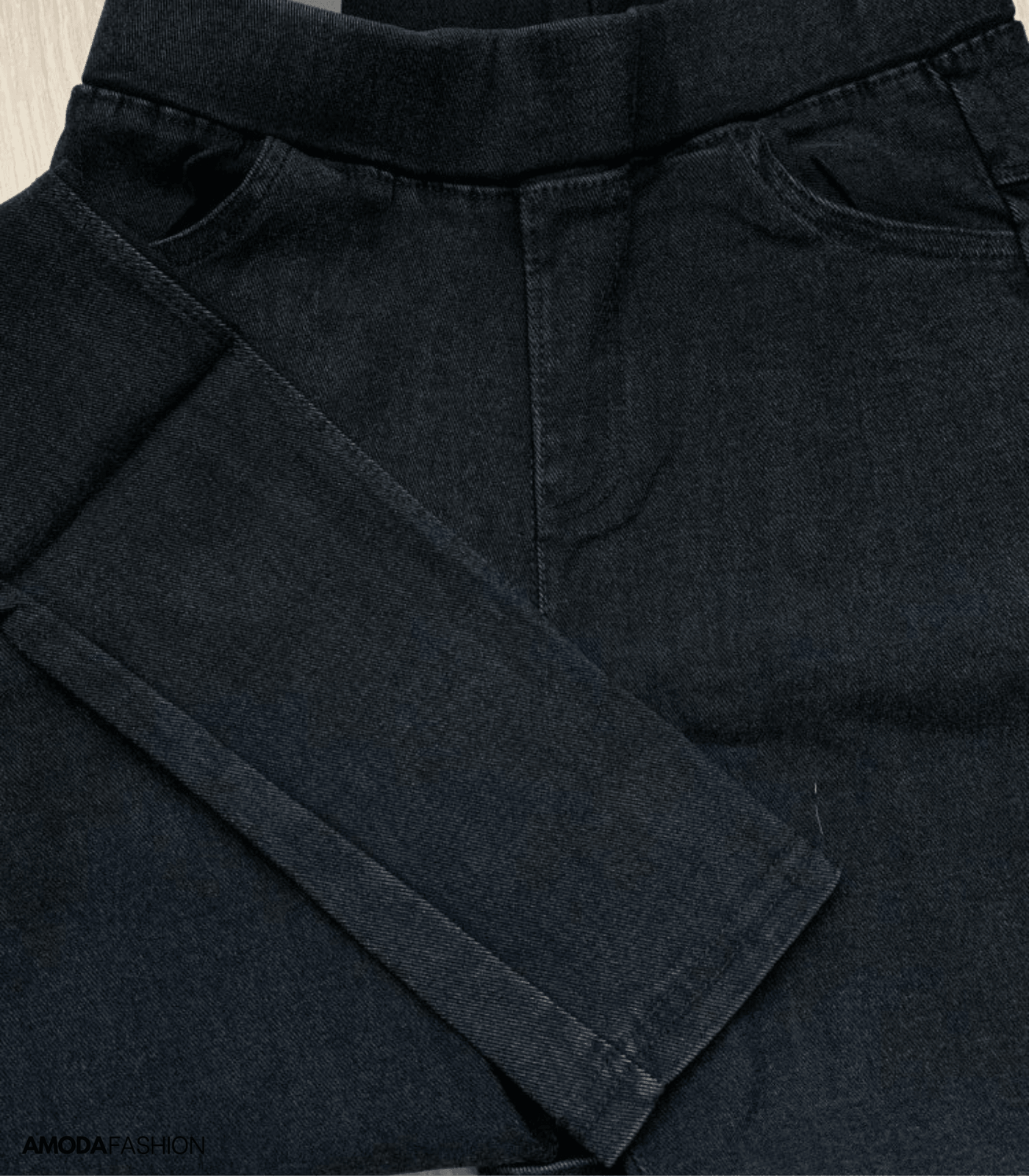 Legginsy dżinsowe z kieszeniami