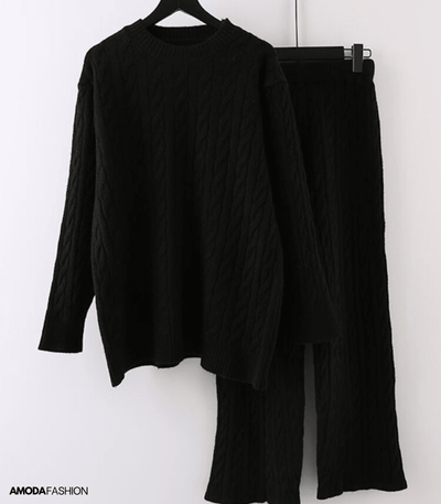Sweter i spodnie w stylu krzyżowym na zimę