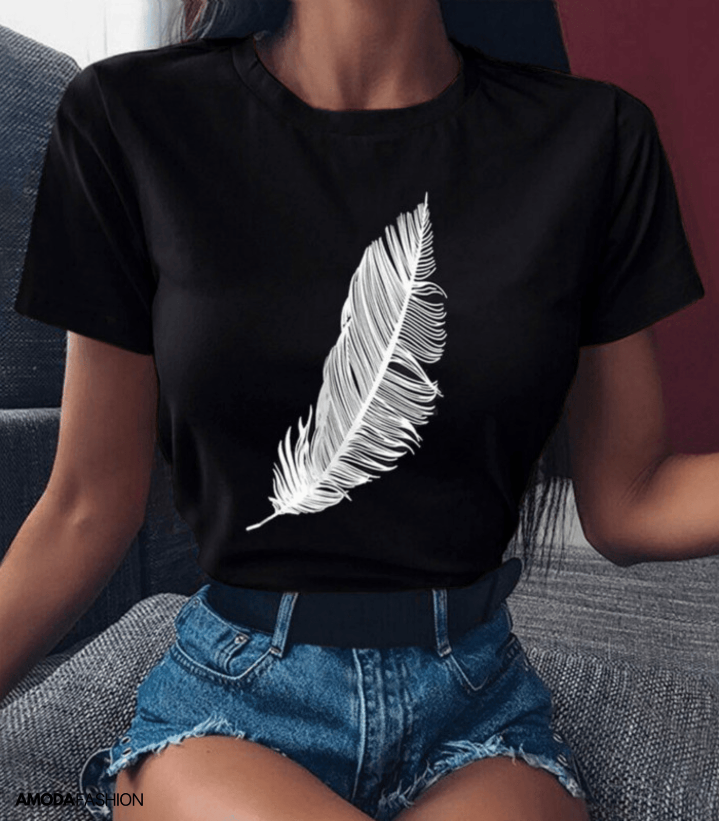 T-shirt z nadrukiem piór